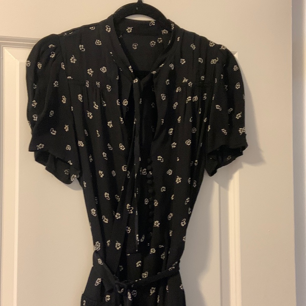 Black Ralph Lauren dress with beautiful details perfect for work